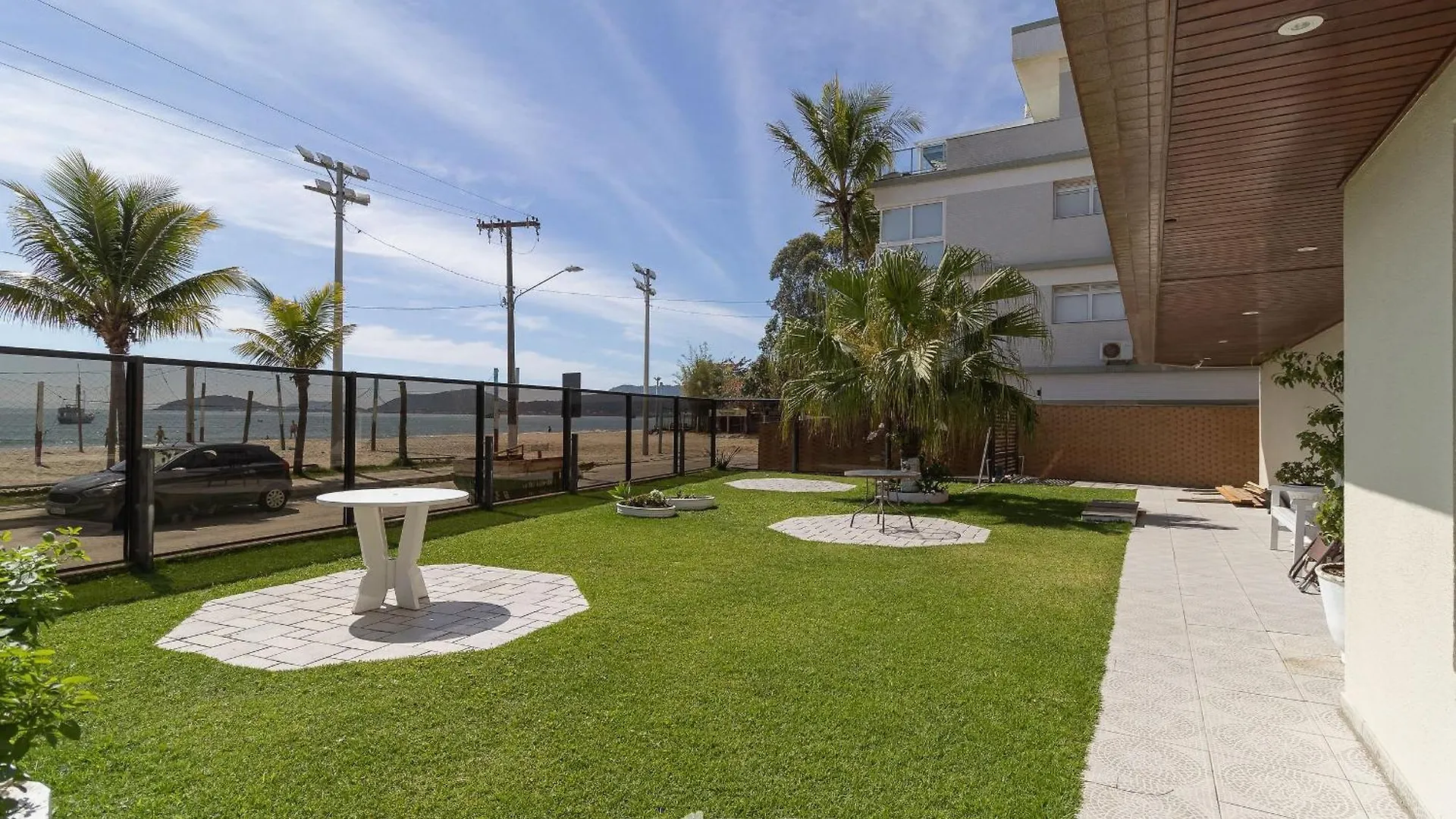 Ilh - Apartamentos Na Beira Do Mar De Canasvieiras Floripa-Sc Florianópolis