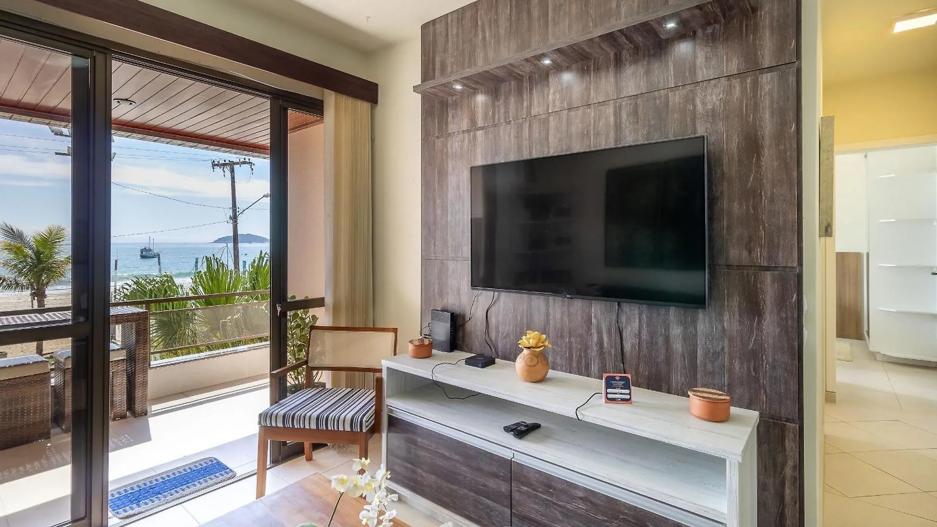 Ilh - Apartamentos Na Beira Do Mar De Canasvieiras Floripa-Sc Florianópolis Διαμέρισμα
