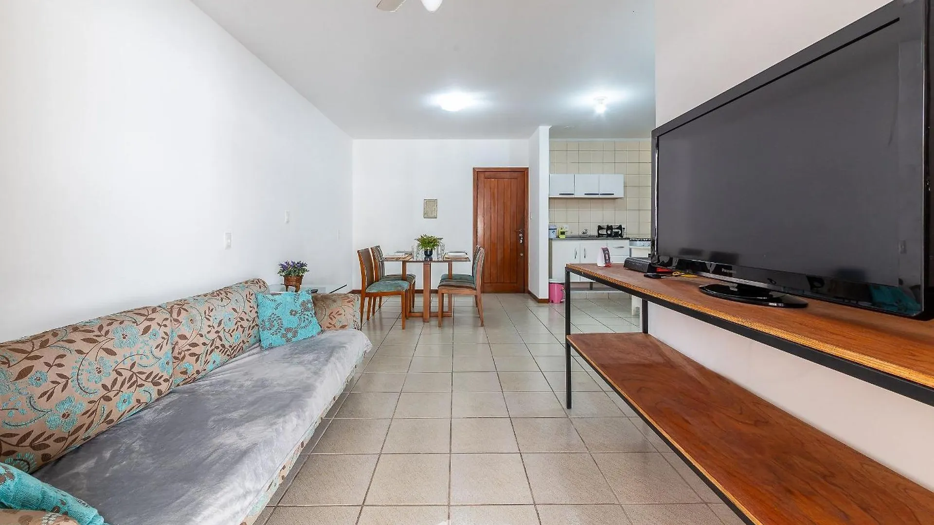 Ilh - Apartamentos Na Beira Do Mar De Canasvieiras Floripa-Sc Florianópolis