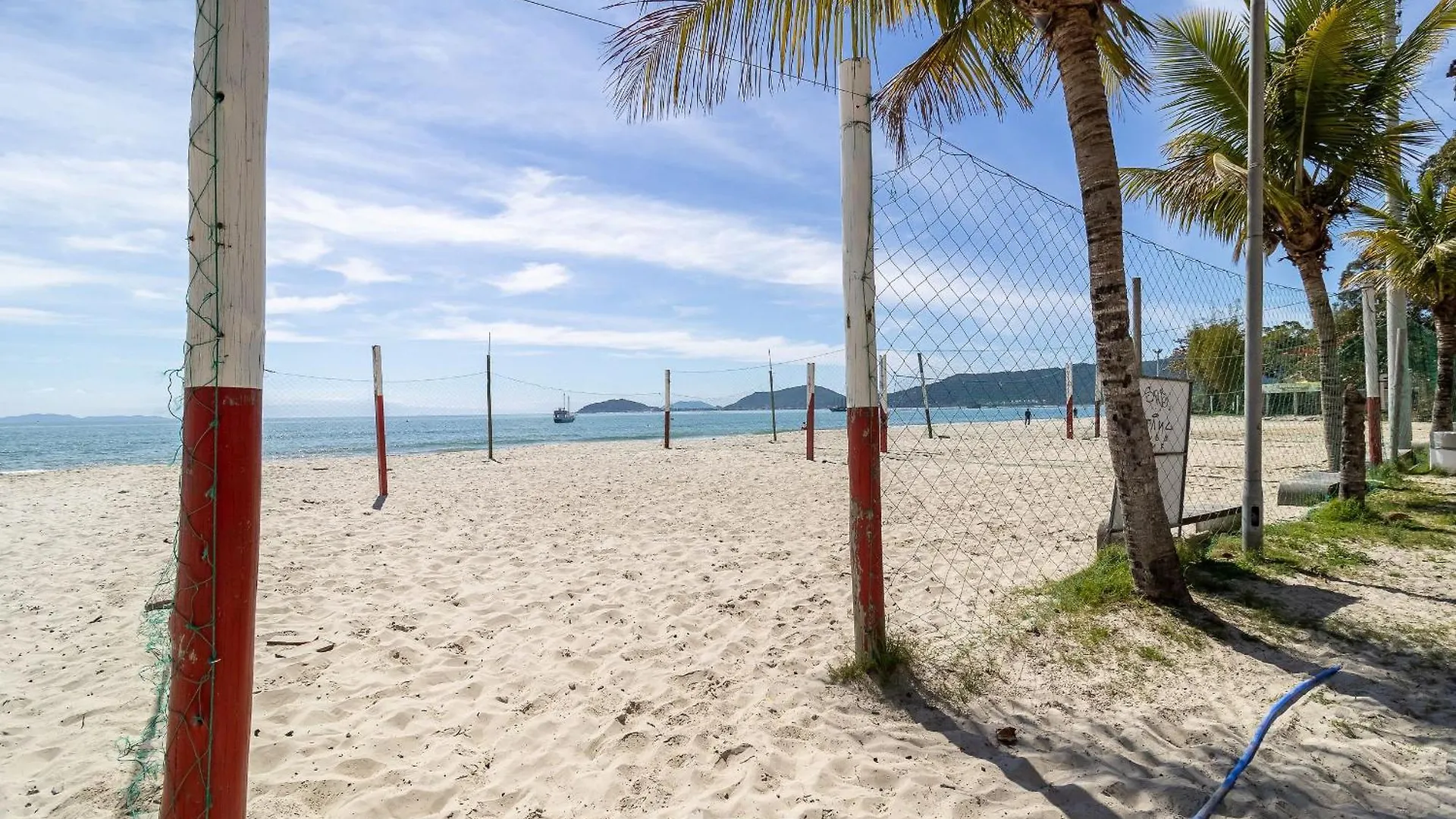 Ilh - Apartamentos Na Beira Do Mar De Canasvieiras Floripa-Sc Florianópolis
