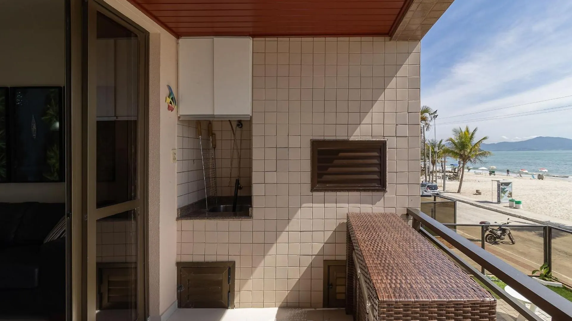 Ilh - Apartamentos Na Beira Do Mar De Canasvieiras Floripa-Sc Florianópolis