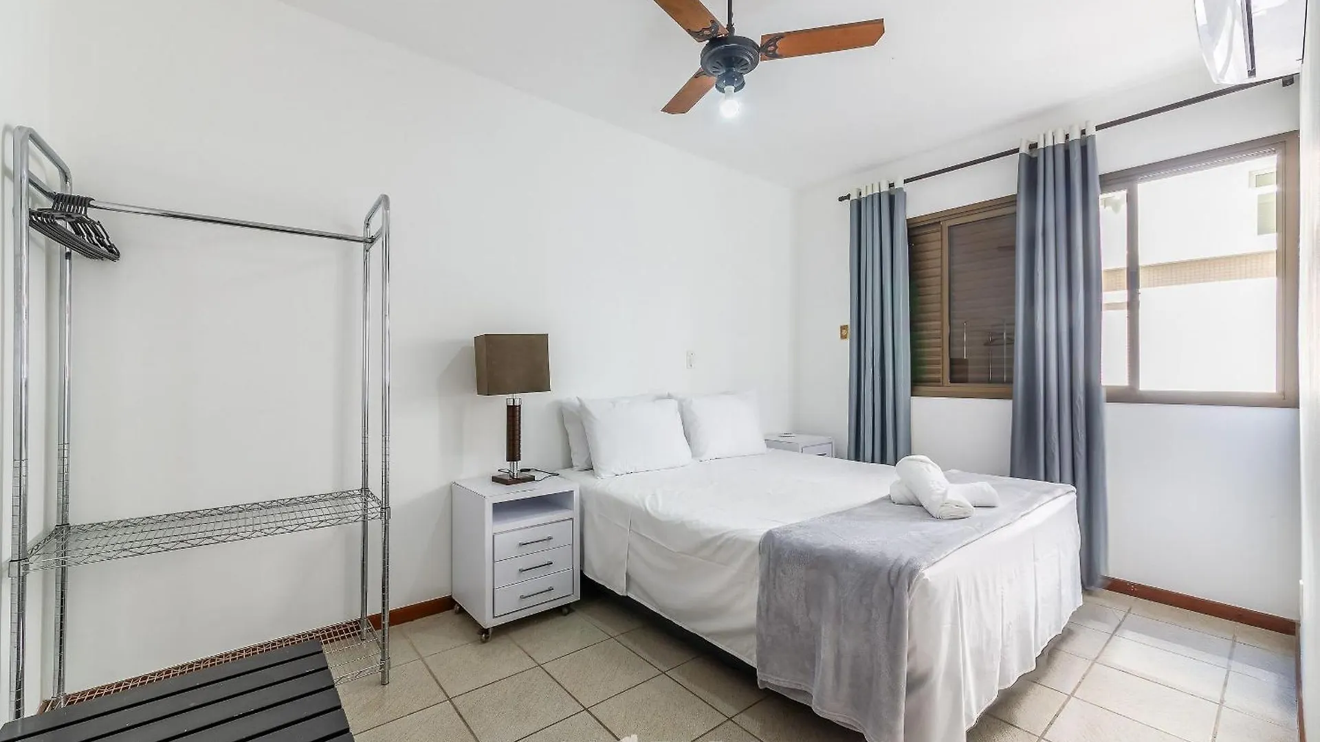 Ilh - Apartamentos Na Beira Do Mar De Canasvieiras Floripa-Sc Florianópolis