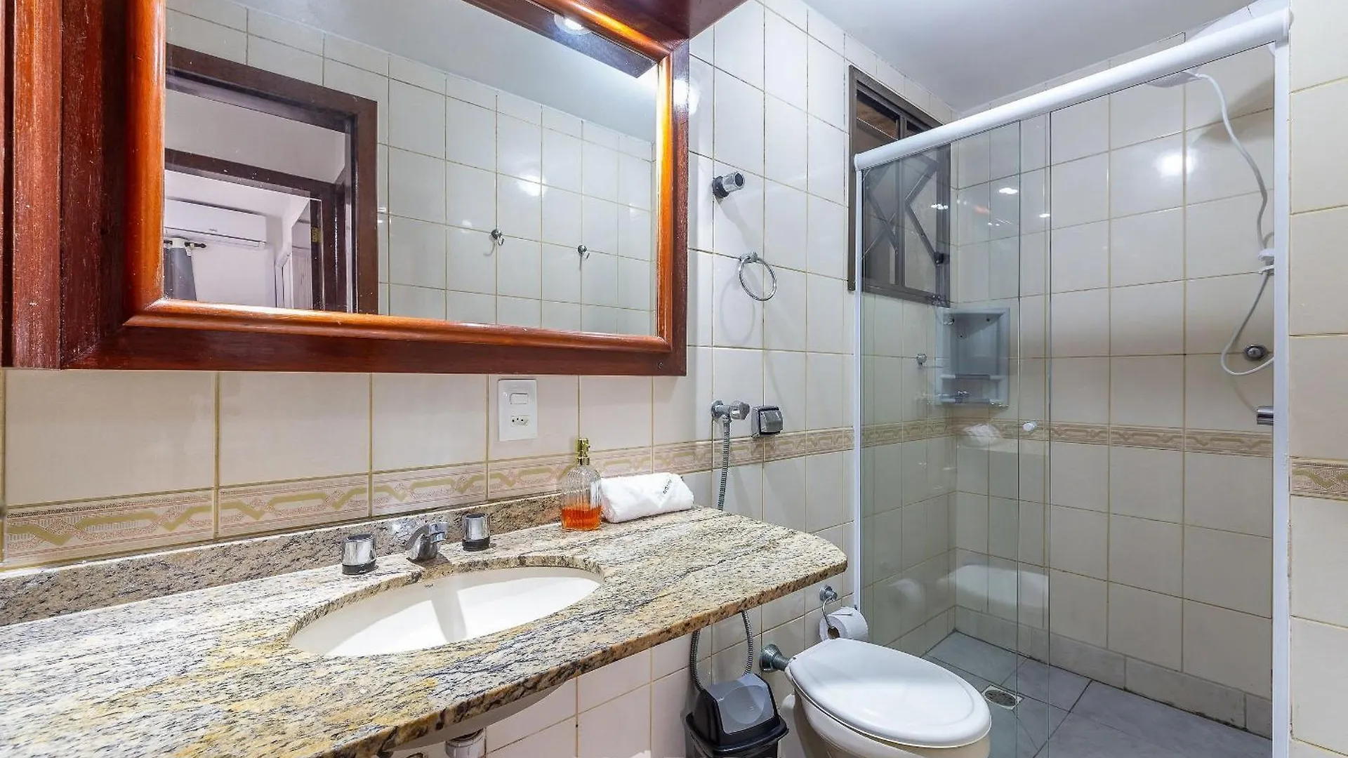 Ilh - Apartamentos Na Beira Do Mar De Canasvieiras Floripa-Sc Florianópolis